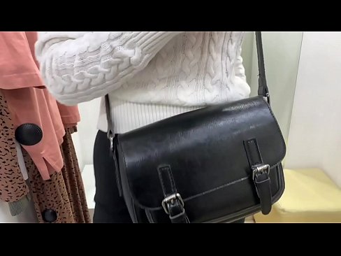 ❤️ Јавна мастурбација на младата кучка FeralBerry со дилдо во фитинг просторијата ❤❌ Секс видео на порно mk.image-kassir.ru ❌️❤